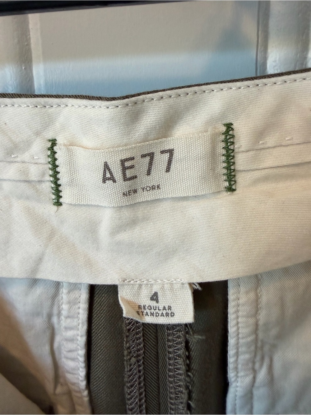 NWT AE77 Premium Pleated Trouser Pant Olive Size 4 Regular - Picture 14 of 16